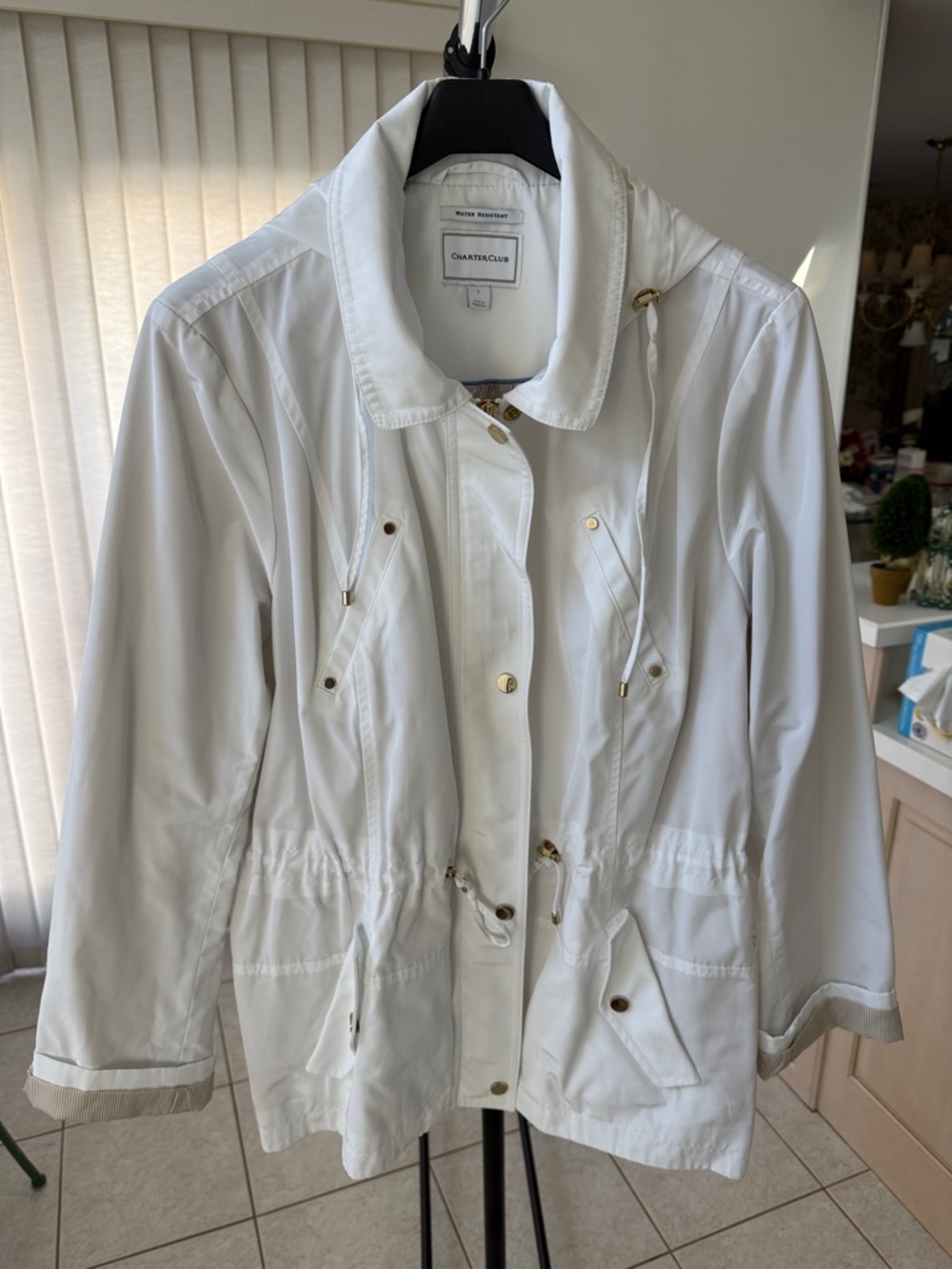 Women's White Water Resistant Rain Jacket